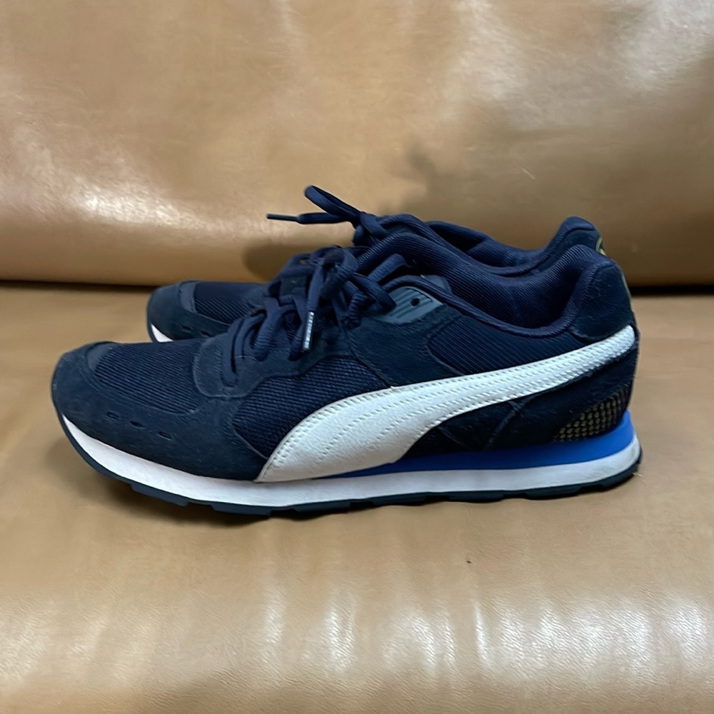 Men’s Puma, Blue size 9